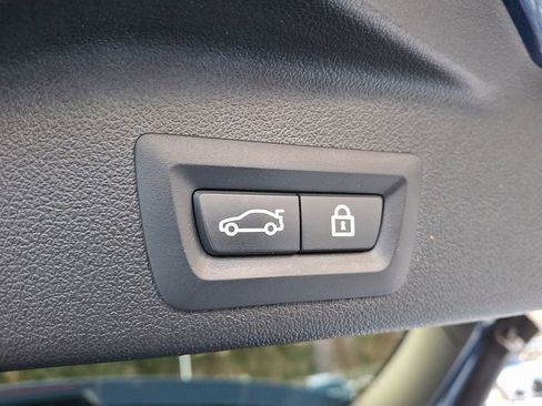 Used 2021 BMW X5 xDrive40i w/ Convenience Package image 27