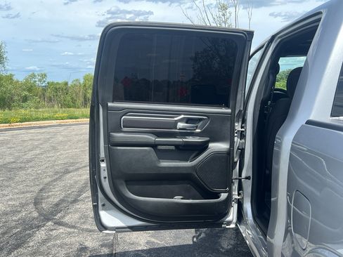 Used 2025 RAM 1500 Big Horn AWD/4WD image 33