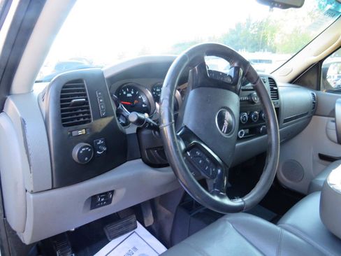 Used 2012 GMC Sierra 2500 W/T image 7