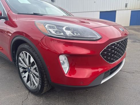 Certified 2020 Ford Escape Titanium w/ Titanium Premium Package 2.0 FWD image 14