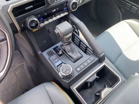 Used 2025 Toyota Tacoma Trailhunter image 22