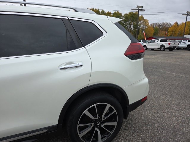 Used 2020 Nissan Rogue SL AWD/4WD image 32