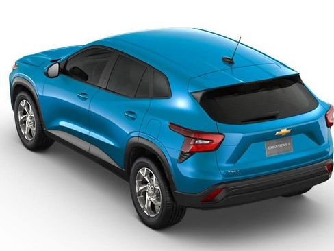 New 2026 Chevrolet Trax LS w/ LS Convenience Package FWD image 52