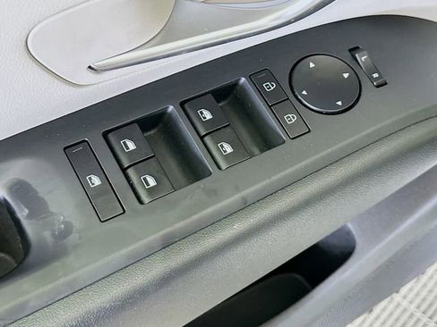 Used 2025 Hyundai Tucson SEL FWD image 19