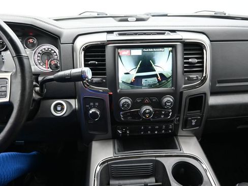 Used 2018 RAM 2500 Laramie w/ Sport Appearance Group AWD/4WD image 19