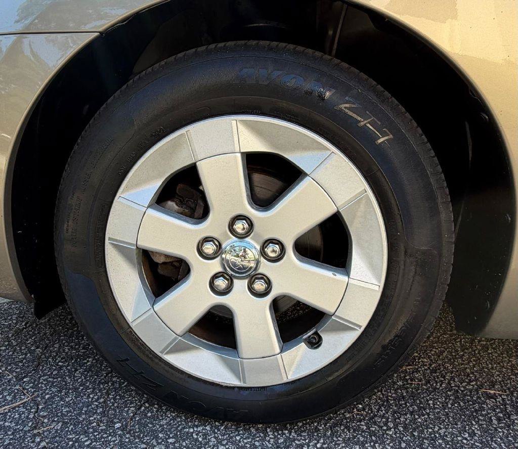 Used 2007 Toyota Prius w/ Pkg 2 FWD image 37