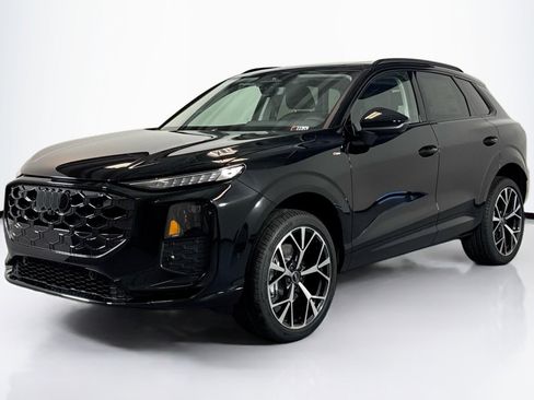 New 2026 Audi Q3 quattro 2.0T image 1