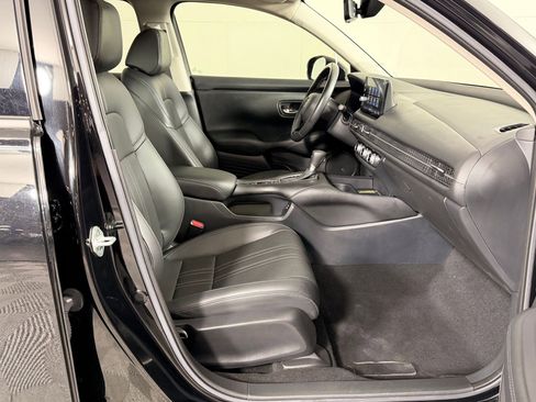 Certified 2024 Honda HR-V EX-L image 31