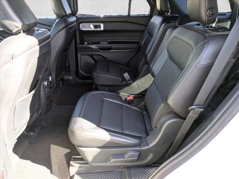 Used 2020 Ford Explorer Limited w/ Class III Trailer Tow Package image 19