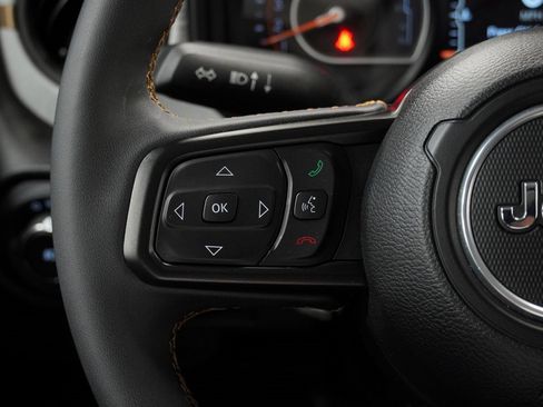 Certified 2024 Jeep Wrangler Willys image 33