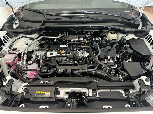 Used 2024 Toyota Corolla Cross AWD Hybrid image 9