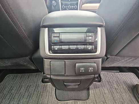 Used 2021 Subaru Ascent Limited w/ Technology Package AWD/4WD image 24