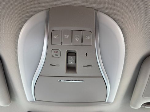 Used 2019 INFINITI Q70 Luxe RWD image 35