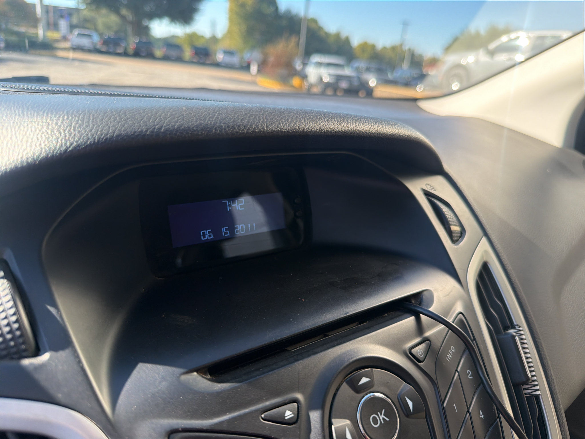 Used 2012 Ford Focus SE FWD image 24