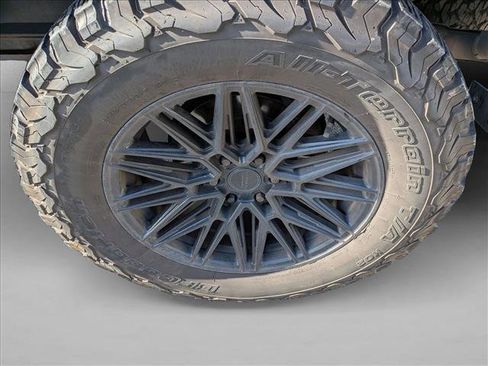 Used 2019 Ford F150 Raptor w/ Equipment Group 802A Luxury image 14