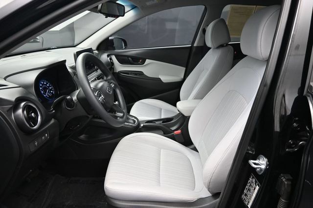 Used 2023 Hyundai Kona SEL AWD/4WD image 7