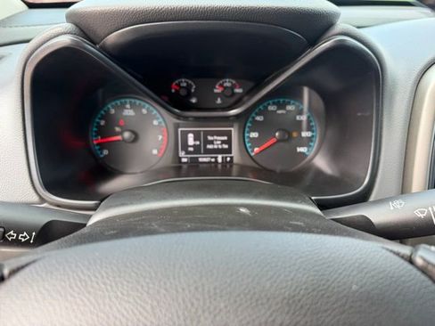 Used 2015 Chevrolet Colorado Z71 AWD/4WD image 25