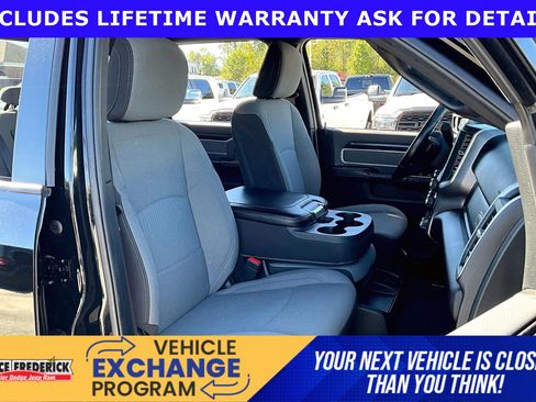 Used 2023 RAM 3500 Big Horn w/ Level 1 Equipment Group AWD/4WD image 7