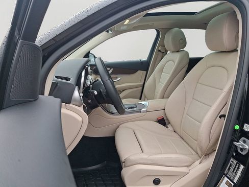 Used 2022 Mercedes-Benz GLC 300 4MATIC image 14