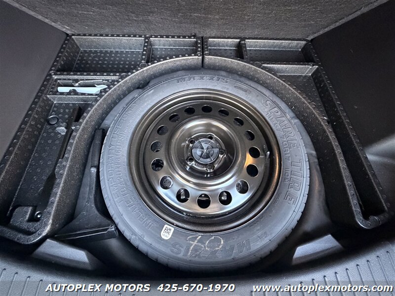 Used 2014 MAZDA MAZDA3 s Touring FWD image 17