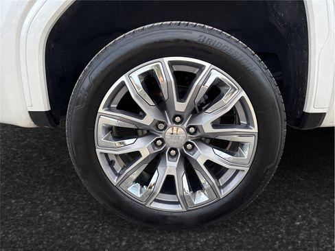 Used 2022 GMC Sierra 1500 Denali w/ Denali Reserve Package image 16