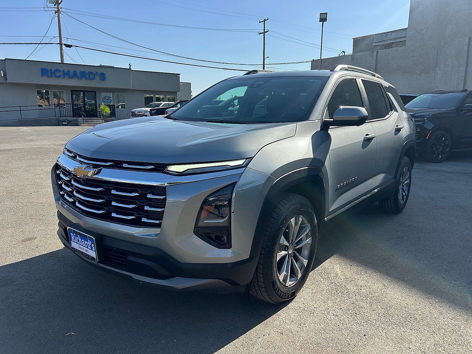 Used 2025 Chevrolet Equinox LT w/ Convenience Package II FWD image 7