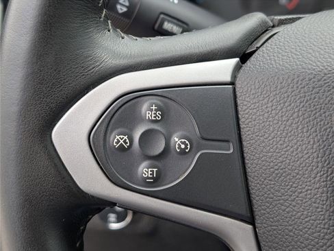 Used 2015 Chevrolet Colorado LT w/ Luxury Package AWD/4WD image 22
