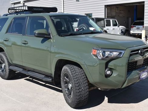 Used 2021 Toyota 4Runner Trail Special Edition AWD/4WD image 3