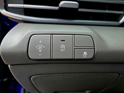 New 2026 Hyundai Elantra SE image 14