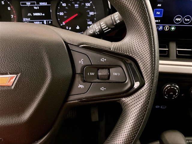 Used 2024 Chevrolet Trax LS w/ LS Convenience Package FWD image 18