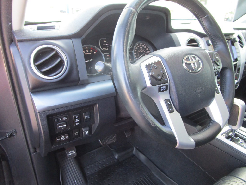 Used 2020 Toyota Tundra Platinum AWD/4WD image 27