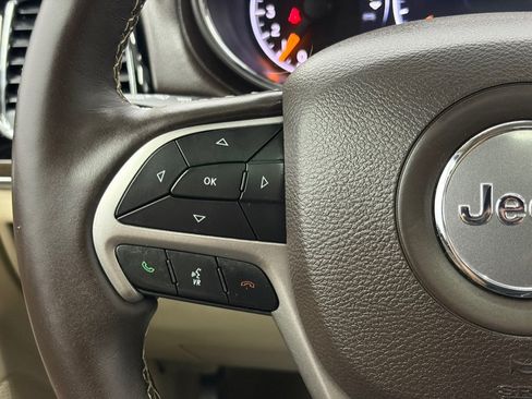 Used 2020 Jeep Grand Cherokee Overland AWD/4WD image 20