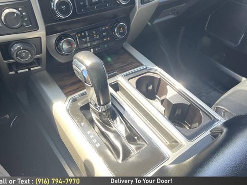 Used 2019 Ford F150 Lariat w/ Trailer Tow Package AWD/4WD image 19