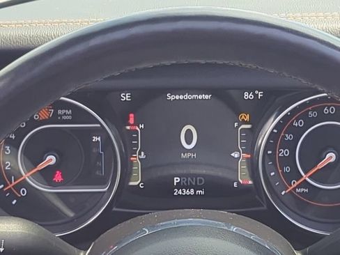 Used 2021 Jeep Wrangler Unlimited Sahara AWD/4WD image 10