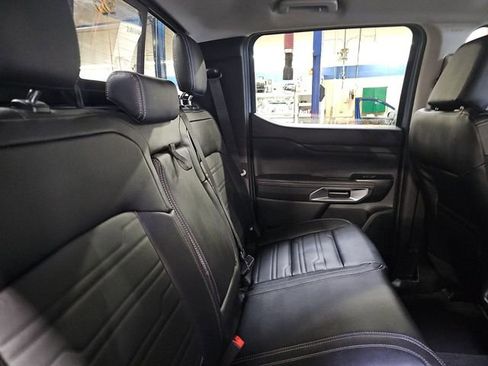 Used 2024 Ford Ranger Lariat w/ Trailer Tow Package image 25