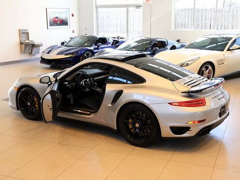 Used 2014 Porsche 911 Turbo S image 37