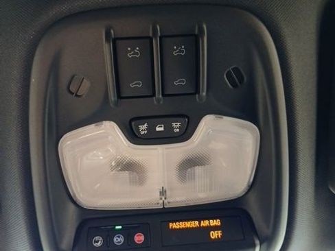 Used 2026 Chevrolet Colorado ZR2 w/ Technology Package image 29