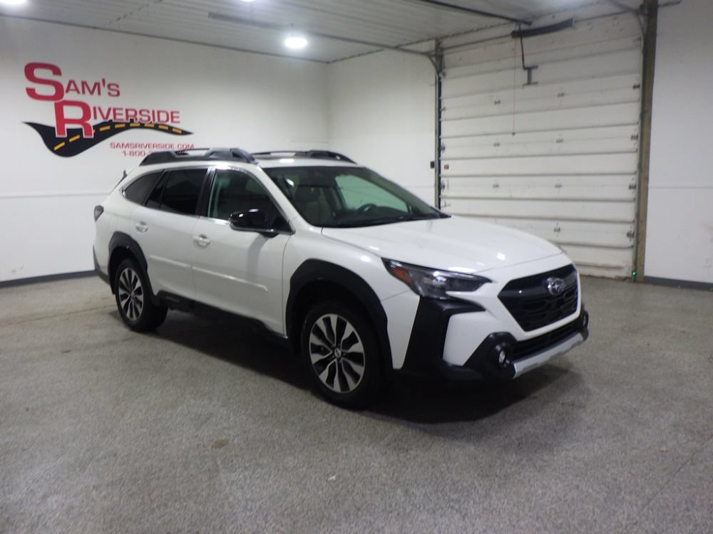 Used 2025 Subaru Outback Limited AWD/4WD image 5
