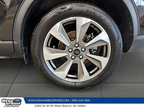 Used 2024 Ford Escape Platinum image 7