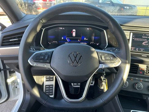 Used 2024 Volkswagen Jetta Sport FWD image 19