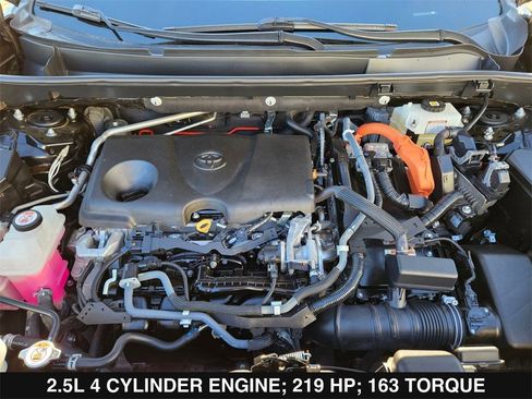 Used 2021 Toyota RAV4 XLE image 36