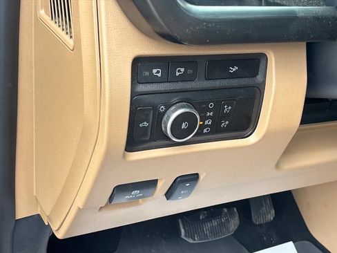 Used 2024 Ford F450 Lariat w/ Lariat Ultimate Package AWD/4WD image 30