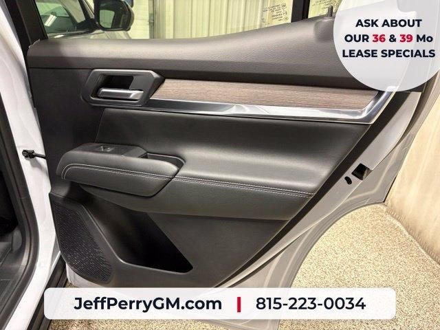 New 2027 GMC Terrain Denali w/ LPO, Floor Liner Package AWD/4WD image 18
