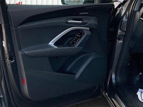 Used 2025 Audi Q5 Premium Plus w/ Premium Plus image 15