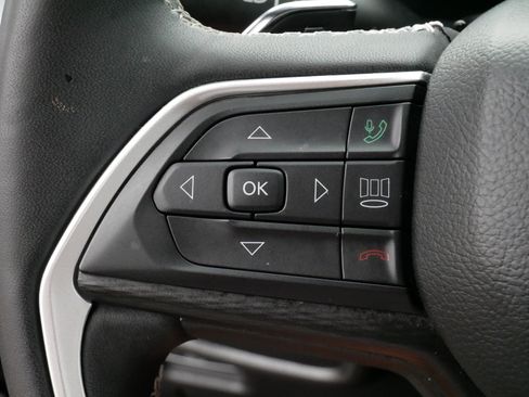 Used 2023 Jeep Grand Cherokee Altitude AWD/4WD image 24