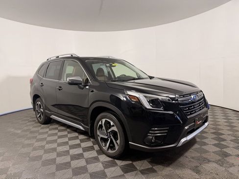 Used 2022 Subaru Forester Touring w/ Popular Package #3 image 1