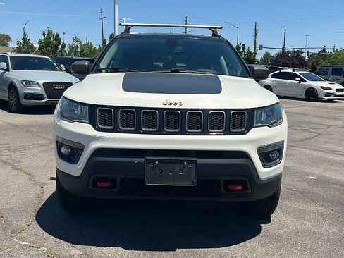 Used 2020 Jeep Compass Trailhawk AWD/4WD image 2