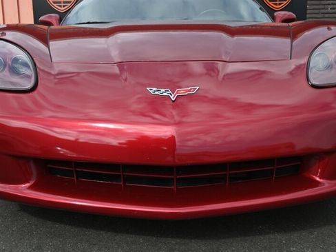 Used 2008 Chevrolet Corvette Convertible w/ Preferred Equipment Group image 4