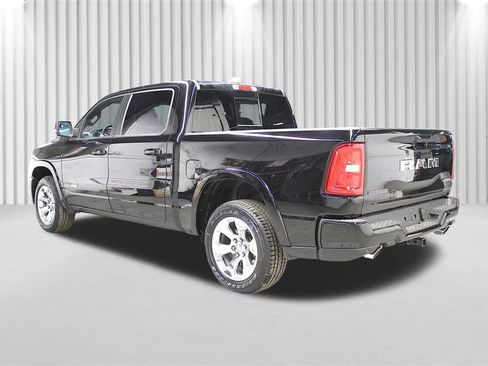 New 2026 RAM 1500 Big Horn AWD/4WD image 5