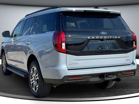 New 2025 Ford Expedition Active AWD/4WD image 3